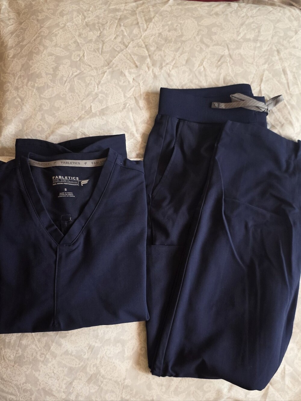 Fabletics Navy Small Method 2 Pocket Scrub Top, Ion Scrub Pant